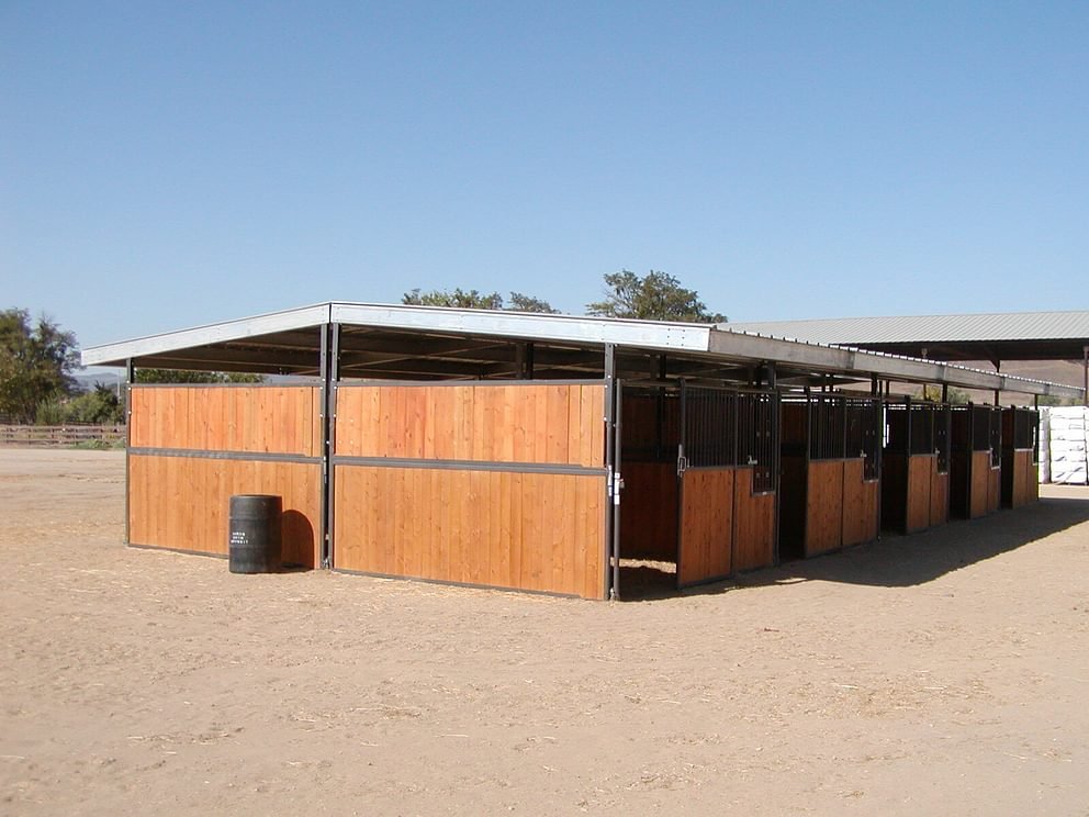 Behlen Barn & Shelter Kits