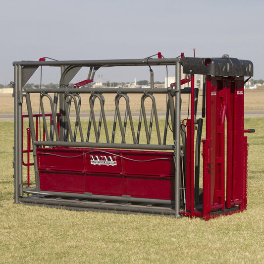 Beefmaster XL Straight Squeeze Chute