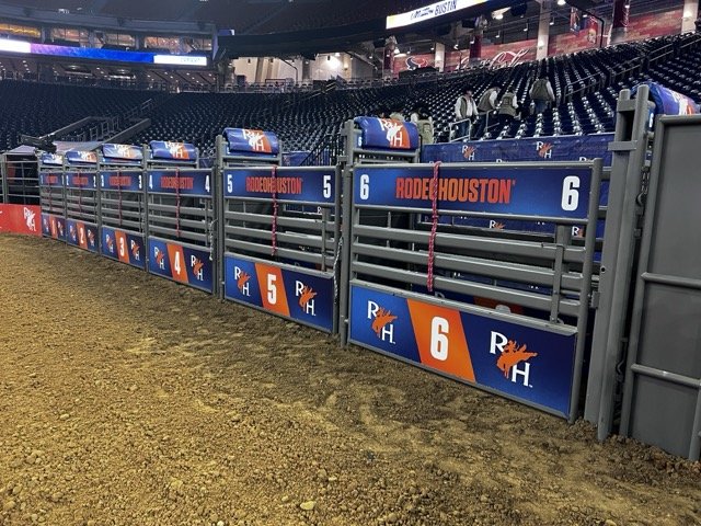WW - Bucking Chutes