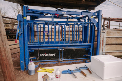 Squeeze Chute - Model SC25