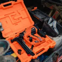 ST400i Cordless Fence Post Staple Gun