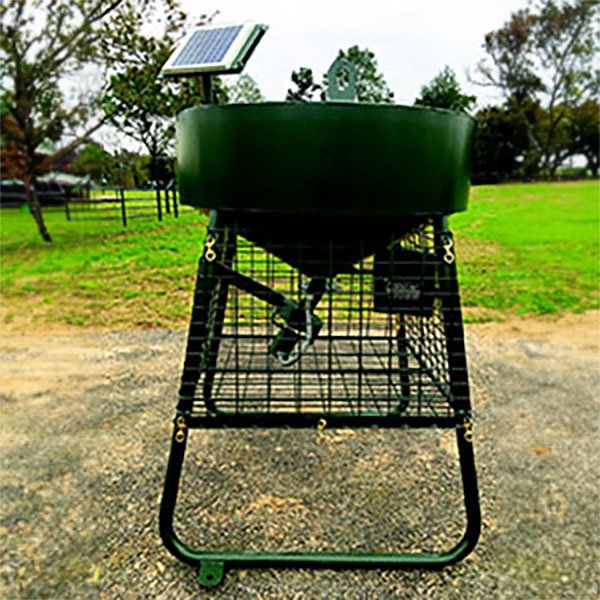 Top Gun Corn Feeder